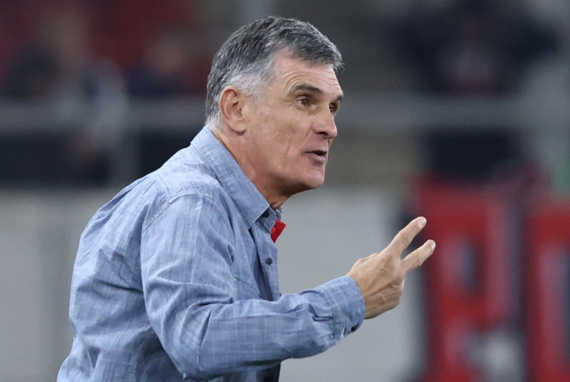 Αραβική ομάδα θέλει Μεντιλίμπαρ – Στουτγκάρδη για Κοστίνια με… 10 εκατ.!