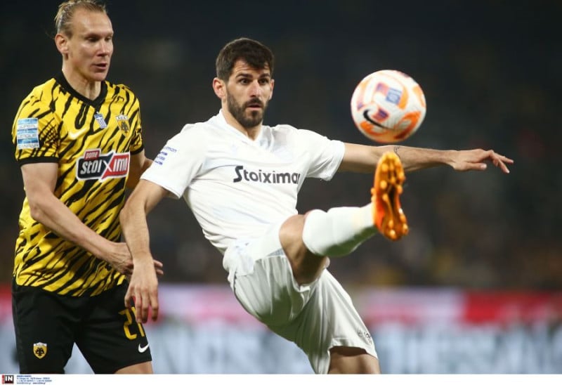 Απίστευτο σκηνικό με Ολιβέιρα - Αποβλήθηκε και ξέσπασε στην εξέδρα (ΒΙΝΤΕΟ)