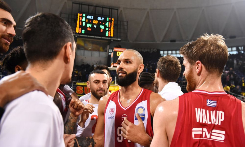 Πού θα δούμε Φενέρ-Ολυμπιακός και ΠΑΟ-Αρμάνι! Οι σημερινές μεταδόσεις (6/1)
