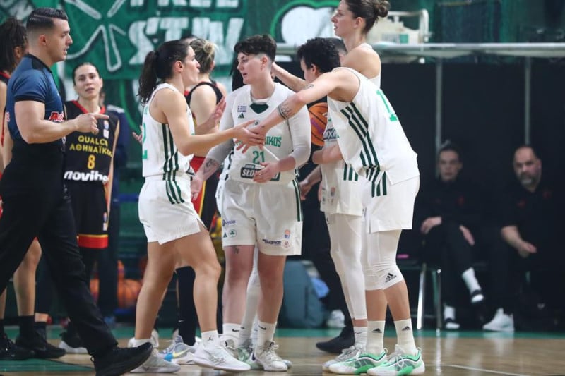 Έξαλλοι σε ΠΑΟ με τη διαιτησία: "Δεν θα παίζουν με τον ιδρώτα μας"