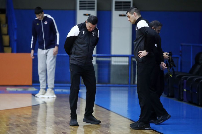 Αναβλήθηκε το Περιστέρι - Σαραγόσα - Έσταζε η οροφή λόγω της βροχής