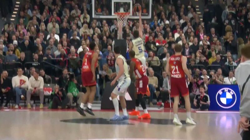 ΤΡΟΜΕΡΗ no look ασίστ του Πραντίγια κόντρα στη Μπάγερν (ΒΙΝΤΕΟ)