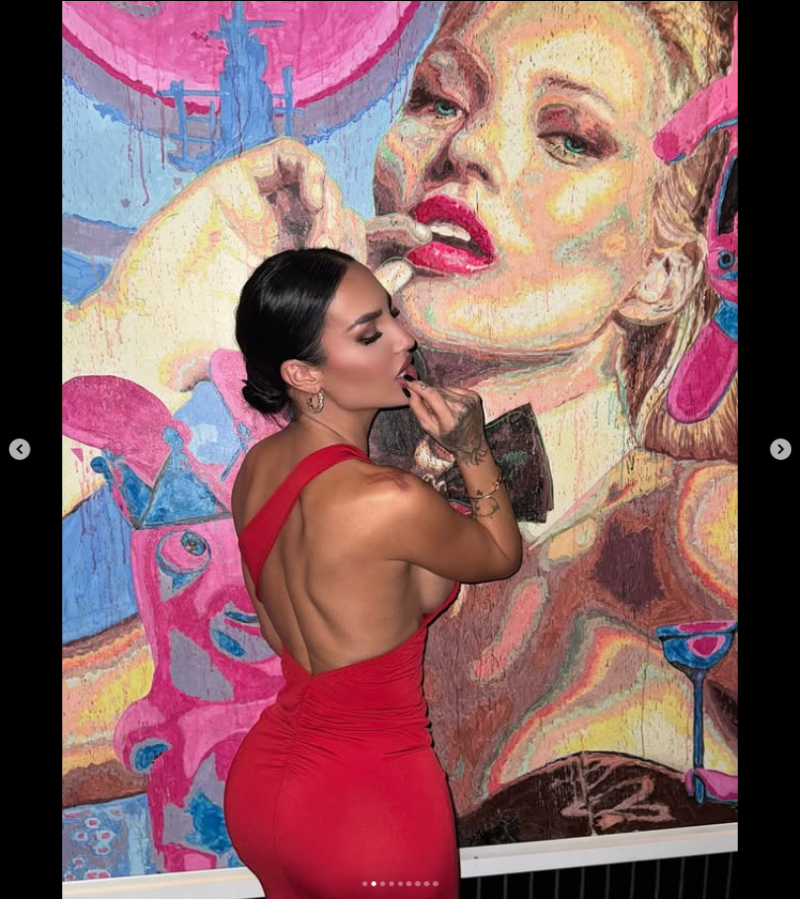 Νέα εμφάνιση... πρόκληση από διάσημη Ελληνίδα μαμά στα μπουζούκια (ΦΩΤΟ)