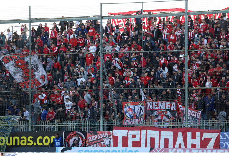 Τρέλα στον κόσμο του Ολυμπιακού και sold out! 