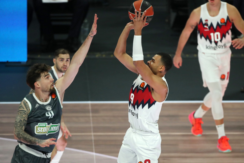 Μπαρτσελόνα: «Αγκαλιά» με τον Λουβαβού-Καμπαρό!