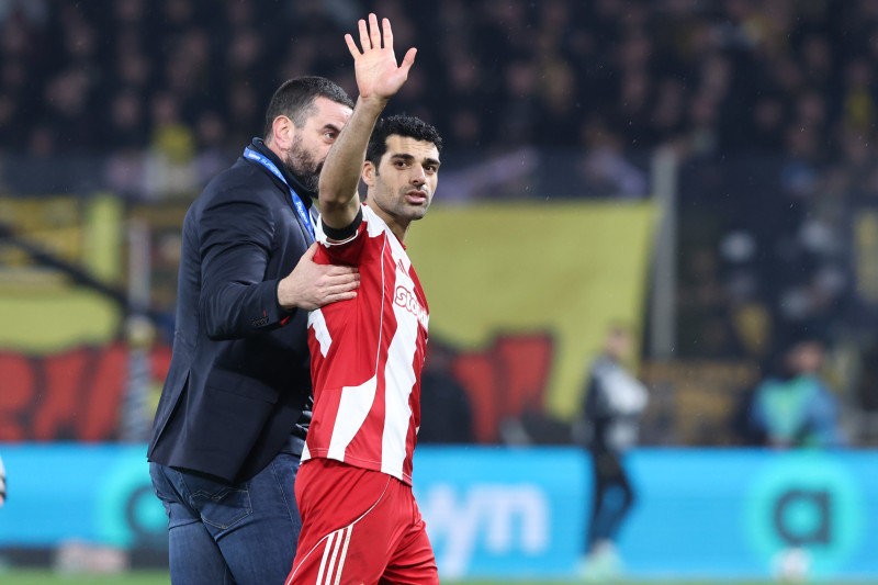 Σπουδαίος Ταρέμι! Η χειρονομία σε ΑΕΚτζήδες και τι έκανε αμέσως μετά (ΦΩΤΟ)