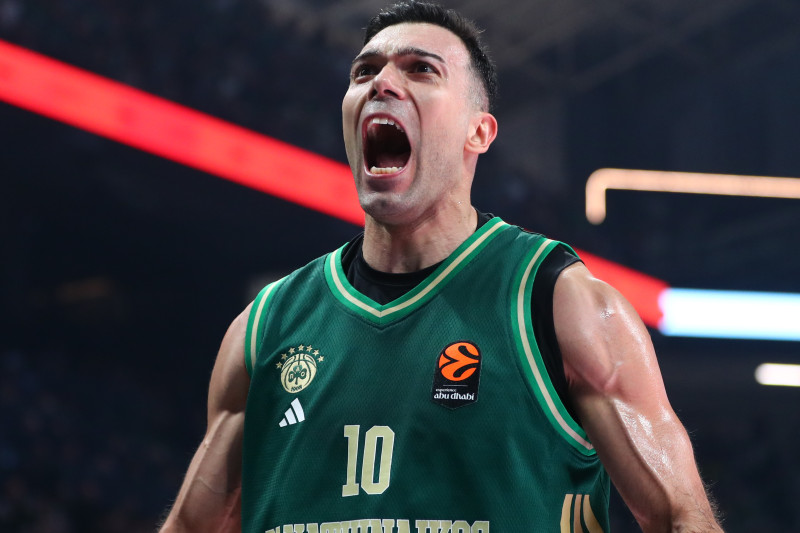 Σλούκας on fire: «Τρομερή σύνδεση με τον κόσμο, μας έσπρωξε στη νίκη»!