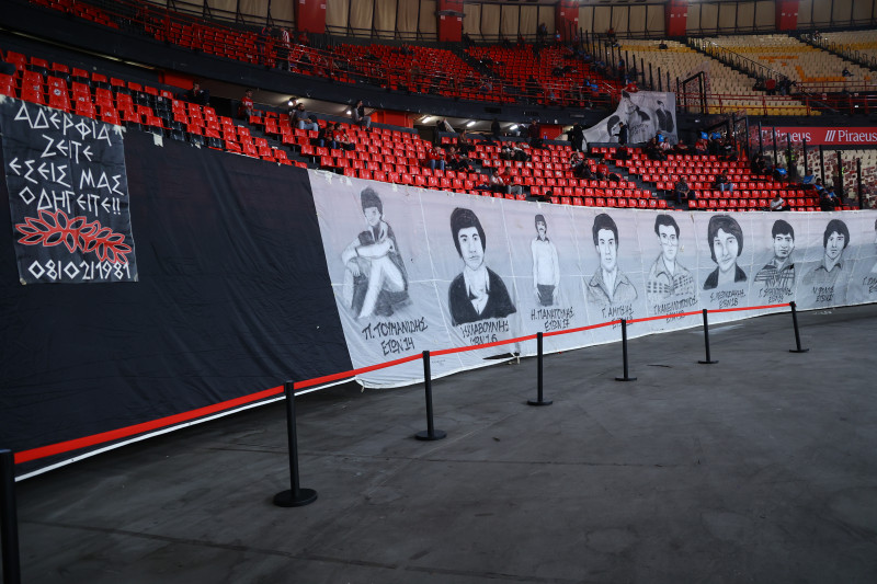 Θύρα 7: 45 χρόνια «παρόντες» – Η ανατριχιαστική στιγμή στο ΣΕΦ (pics)