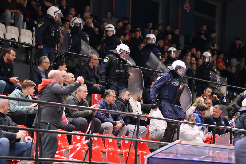 Πανιώνιος: «Πυρ και μανία» η Μπεσίκτας με πανό στην Γλυφάδα - Τι έγραφε