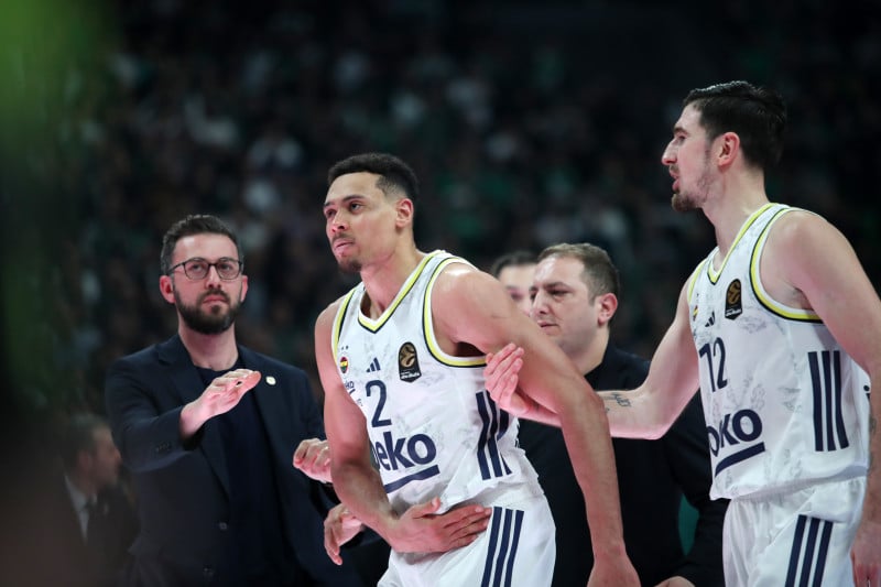 Προκλητικός Μπόλντγουιν στο ΟΑΚΑ - Του... όρμησε ο Λεσόρ στη λήξη! (ΒΙΝΤΕΟ)