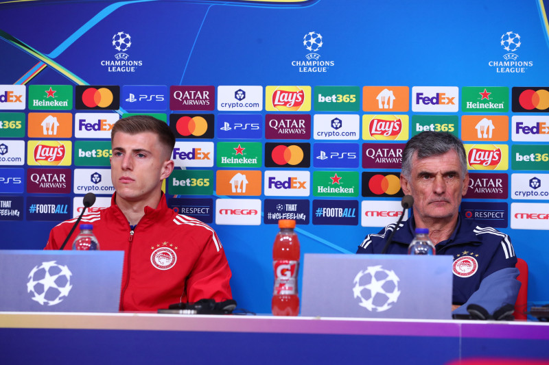 Μεντιλίμπαρ για οπαδούς: "Ντρέπομαι όταν τραγουδούν το όνομά μου"!