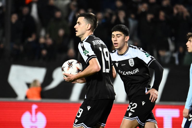 Μήνυμα Λουτσέσκου για τη ρεβάνς! "Τίποτα δεν χάθηκε"