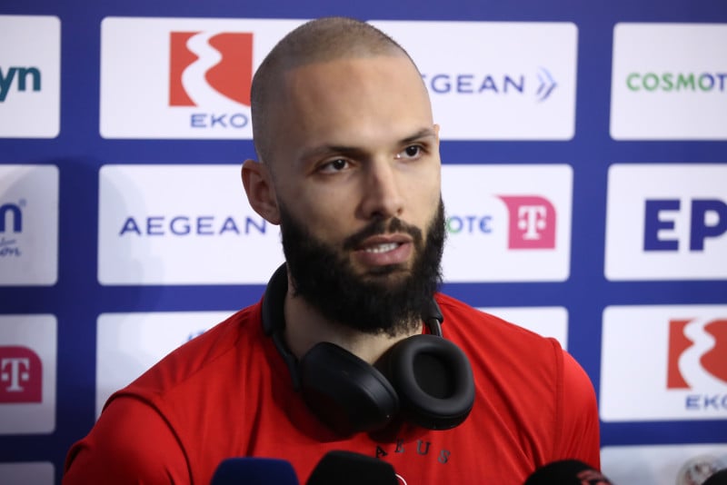 Η απάντηση Φουρνιέ σε ερώτηση για Ντέιβις: "Δεν βλέπω τους αγώνες τους"