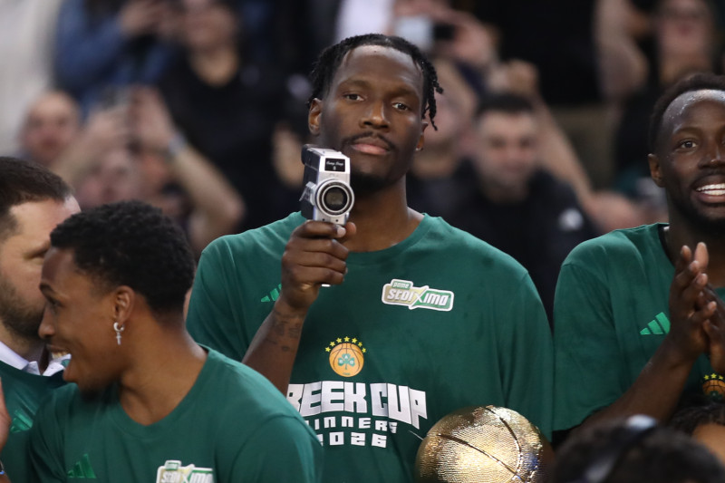 Η ατάκα Χέιζ-Ντέιβις για Γιαννακόπουλο μετά την κούπα