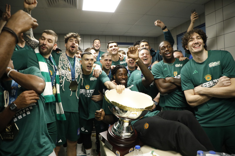 Vlog Παπαβασιλείου: Ο ΠΑΟ επέστρεψε και αιχμαλώτισε τον Ολυμπιακό! (BINTEO)