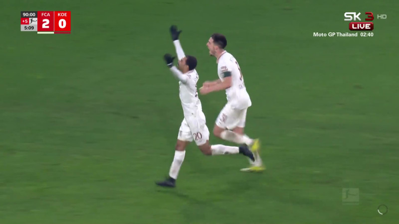 Γκολ από το κέντρο σε κενή εστία (ΒΙΝΤΕΟ)