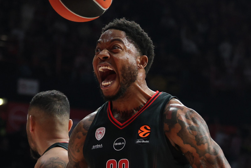 Γκραντ: "Φίλος μου ο Ταϊρίκ Τζόουνς" - Ατάκα για Βούτσεβιτς