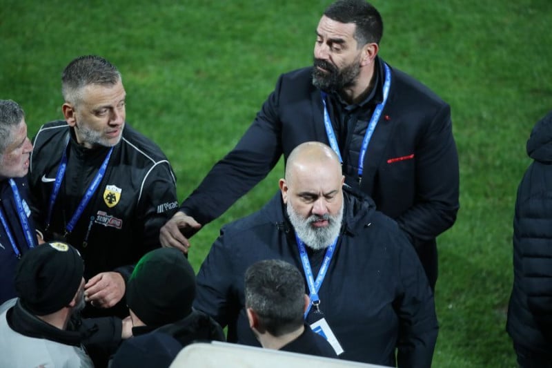 Καταγγελίες Καραπαπά για "εκβιασμούς" Ηλιόπουλου - "Έφτυναν τον Τζολάκη"!