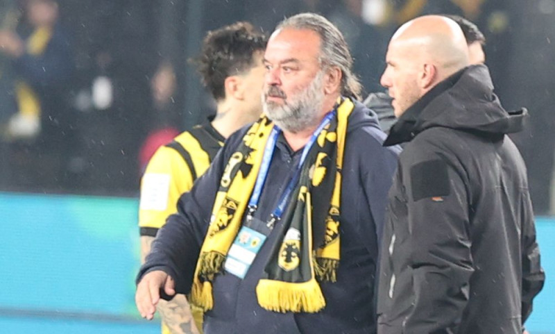 Ο Hλιόπουλος