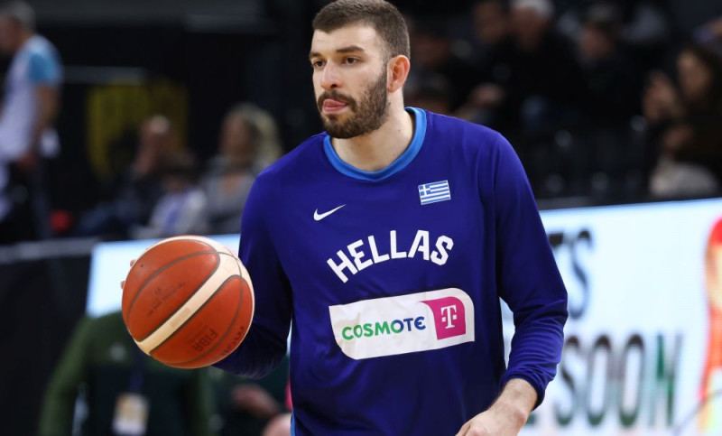 O Nίκος Ρογκαβόπουλος