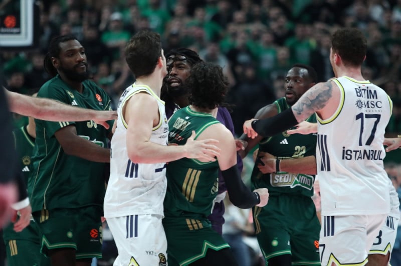 Μεταδόσεις (18/02): Πού θα δούμε τα Ολυμπιακός-Λεβερκούζεν και ΠΑΟ-ΠΑΟΚ