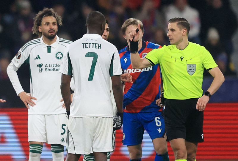 Κέρδισε χρόνο ο Μπενίτεθ, βρήκε ηγέτη και κάπταιν - Απαράδεκτος ο Ζαρουρί! 