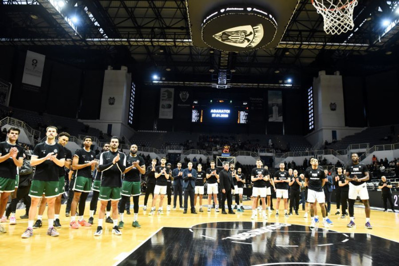 Συγκίνηση στο Παλατάκι! Τίμησαν τα 7 Αετόπουλα οι παίκτες ΠΑΟΚ, Σπόρτινγκ