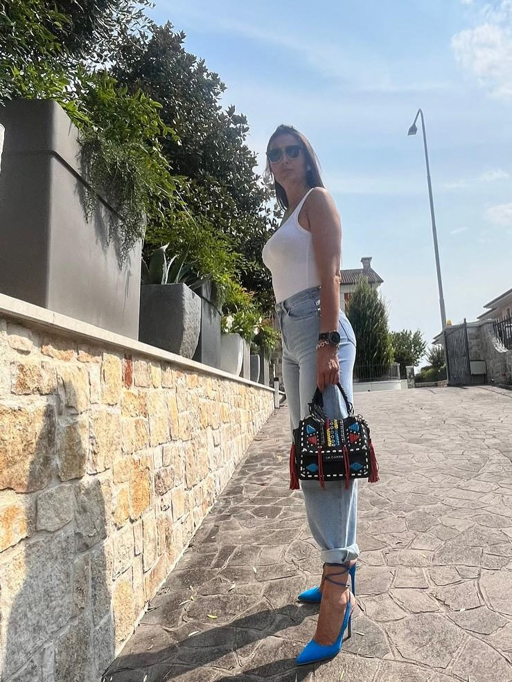 Έχει 9 παιδιά, είναι 45 χρονών και έχει αυτό το κορμί - Ποιο το μυστικό της