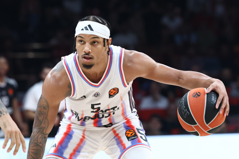 Ψηλά στη λίστα του Ολυμπιακού παίκτης της Παρί - Δεν είναι ο Ιφί (BINTEO)