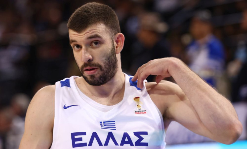 O Nίκος Ρογκαβόπουλος