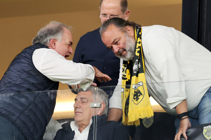 ΣΟΚ για πρώην παράγοντα της ΑΕΚ! Βομβαρδίστηκε πλοίο του στο Ορμούζ