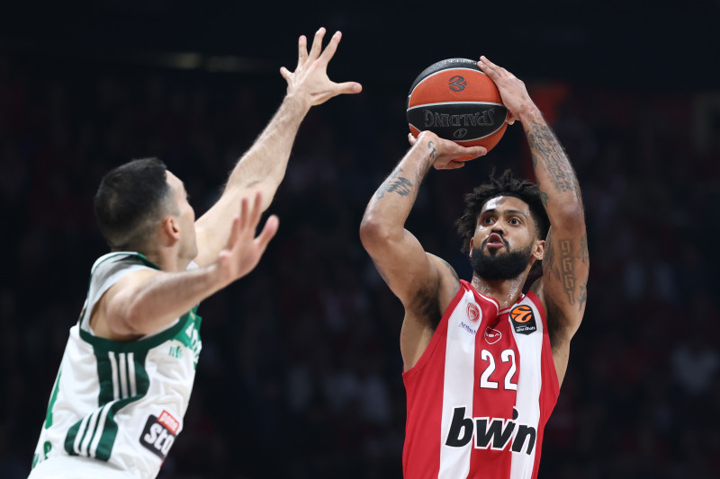 Τον βύθισε στον Πειραιά! Ανώτερος Ολυμπιακός, έμπλεξε άσχημα ο ΠΑΟ (ΒΙΝΤΕΟ)