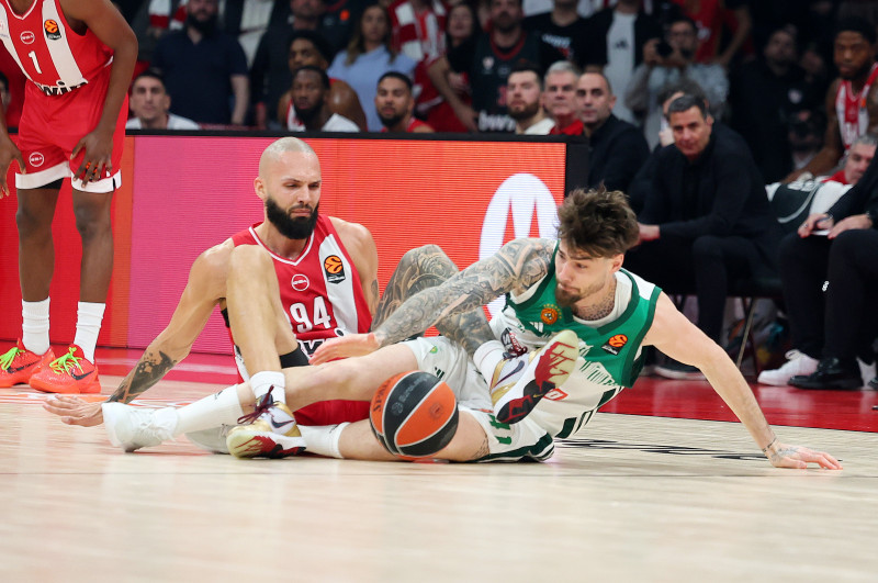 Τον βύθισε στον Πειραιά! Ανώτερος Ολυμπιακός, έμπλεξε άσχημα ο ΠΑΟ (ΒΙΝΤΕΟ)