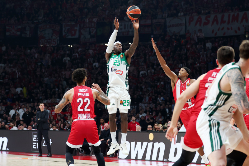 Τον βύθισε στον Πειραιά! Ανώτερος Ολυμπιακός, έμπλεξε άσχημα ο ΠΑΟ (ΒΙΝΤΕΟ)