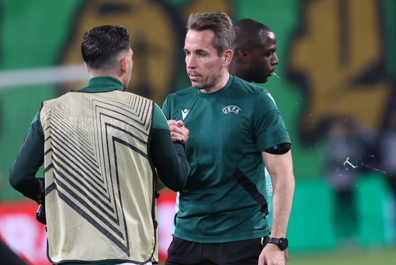 Ερωτήματα για Στίλερ στο Μπέτις-Παναθηναϊκός: «Δεν διαπιστώσαμε οφσάιντ»