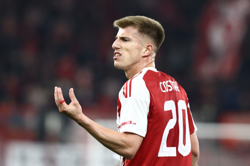 "Καμπάνα" για δύο παίκτες Ολυμπιακού μετά την ΑΕΛ - Τελεσίγραφο σε Ποντένσε