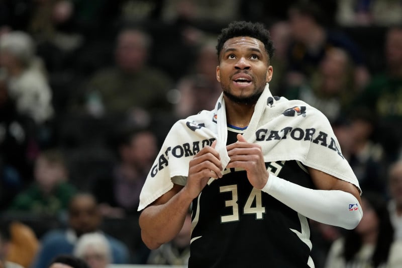 Πιο κοντά στην έξοδο από Μιλγουόκι ο Γιάννης: "Θα τον ανταλλάξουμε αν..."