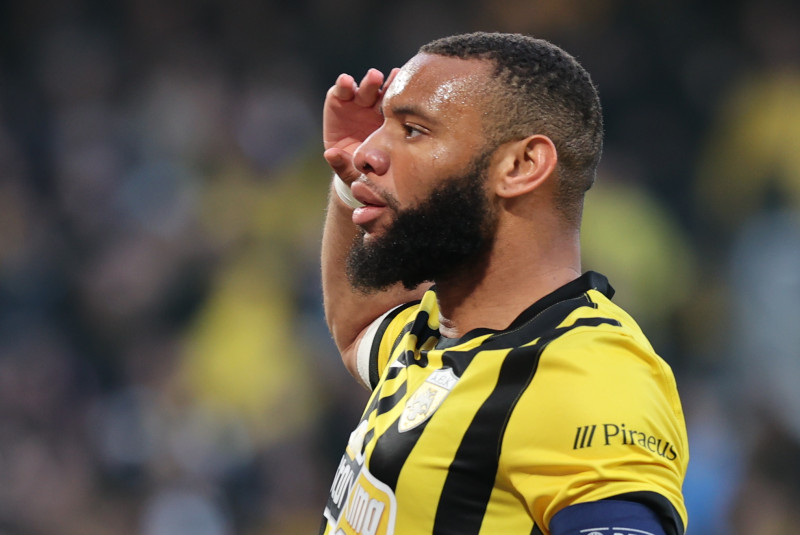 Ίδρωσε, αλλά τα κατάφερε! Ο Μουκουντί "καθάρισε" για ΑΕΚ με ΑΕΛ Novibet 