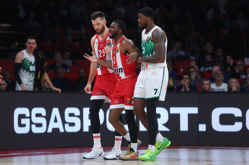 Από τον... Ολυμπιακό στην Μπαρτσελόνα (ΒΙΝΤΕΟ)