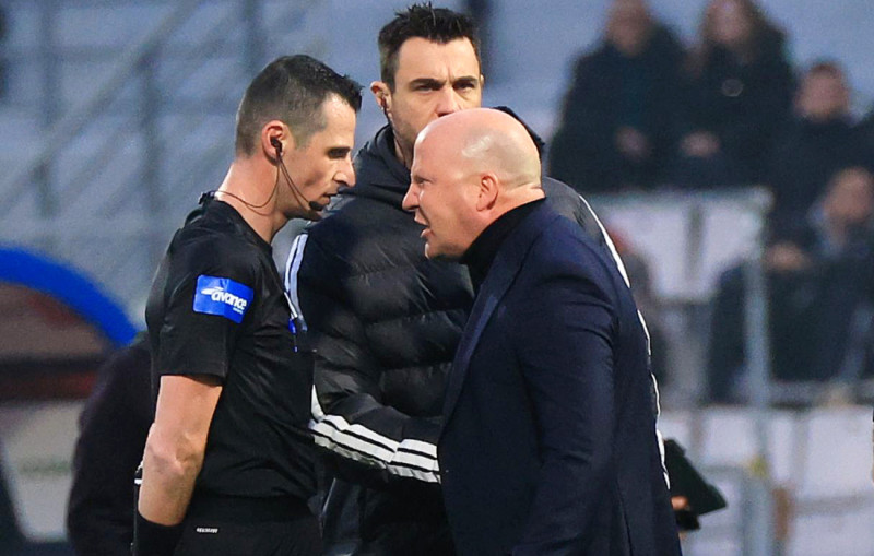 Αποθέωση Λανουά σε Τσιμεντερίδη για το Βόλος-ΑΕΚ - Ποιους... απείλησε!