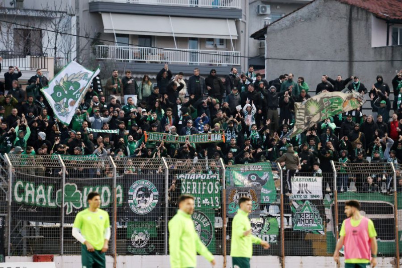 Έκαναν τη Λιβαδειά... Λεωφόρο! Δυναμική παρουσία των οπαδών του ΠΑΟ (vid)