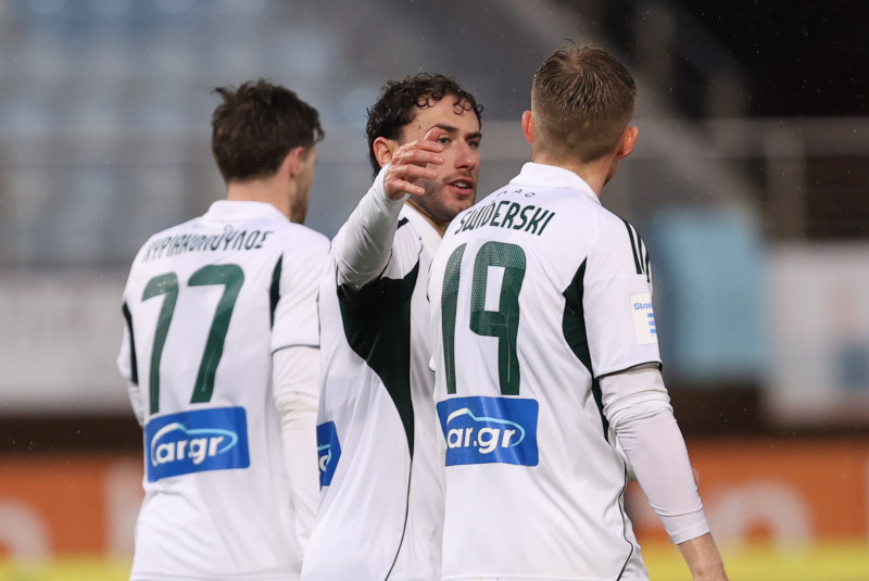 Hat off Σφιντέρσκι σε Καλάμπρια: "Μου αρέσουν αυτές οι μπαλιές του"