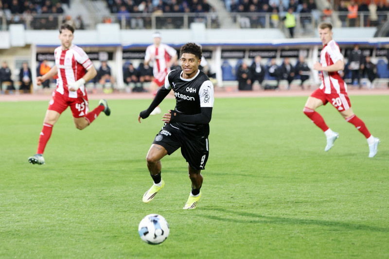 "Τρελάθηκε" ο Κόντης: "Ήταν αδιάφορος, λάθος μου που τον έβαλα"!