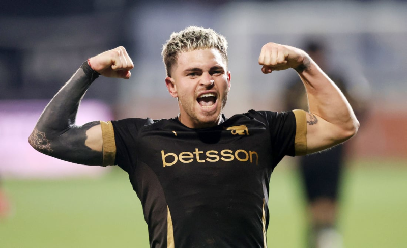 ΟΦΗ: Τρίτη ιδιωτική πτήση για τον τελικό του Κυπέλλου Ελλάδας!