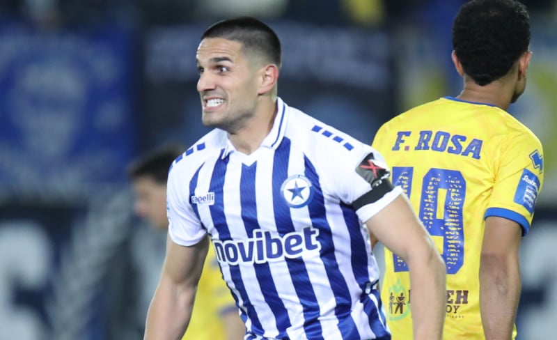 Ο Τσιγγάρας πανηγυρίζει γκολ του Ατρομήτου