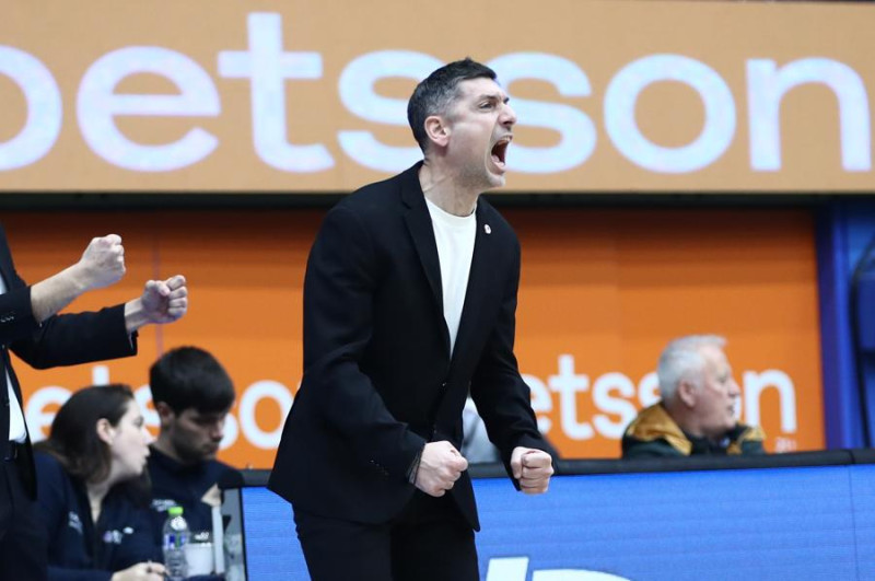 Τρομερή δήλωση Ξανθόπουλου: "Να φέρει το τρόπαιο ο ΠΑΟΚ, είμαστε Έλληνες"