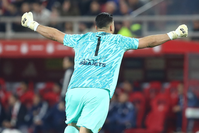 «Έκρηξη» στον πάγκο της ΑΕΚ στο 0-1, «τρελάθηκε» ο Βίντα (ΦΩΤΟ)