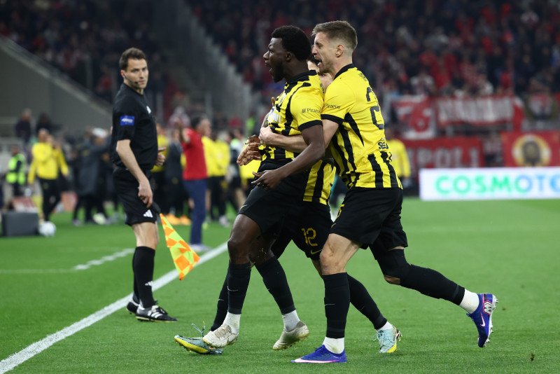 «Έκρηξη» στον πάγκο της ΑΕΚ στο 0-1, «τρελάθηκε» ο Βίντα (ΦΩΤΟ)