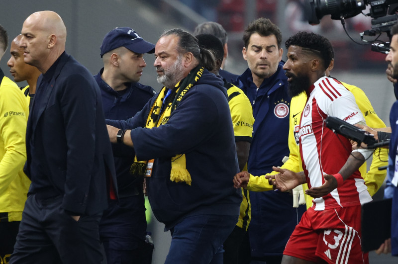 Πιάστηκαν στα χέρια Ρότα και Ταρέμι - Στο χορτάρι και ο Ηλιοπουλος (ΦΩΤΟ)