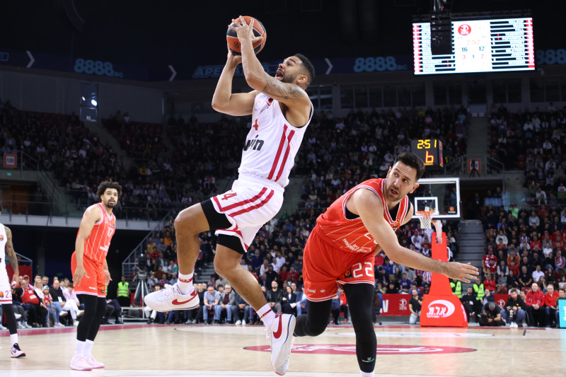 Έχασε μέχρι και κιλά για να μη φύγει από τον Ολυμπιακό - Άλλος παίκτης!